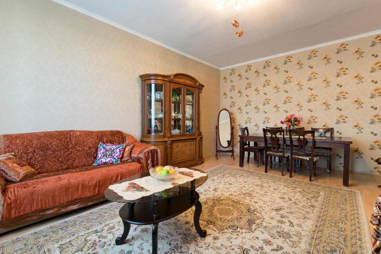 Guest House On Maksimova 9 阿拉木图 外观 照片
