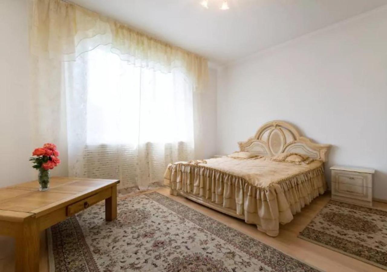 Guest House On Maksimova 9 阿拉木图 外观 照片
